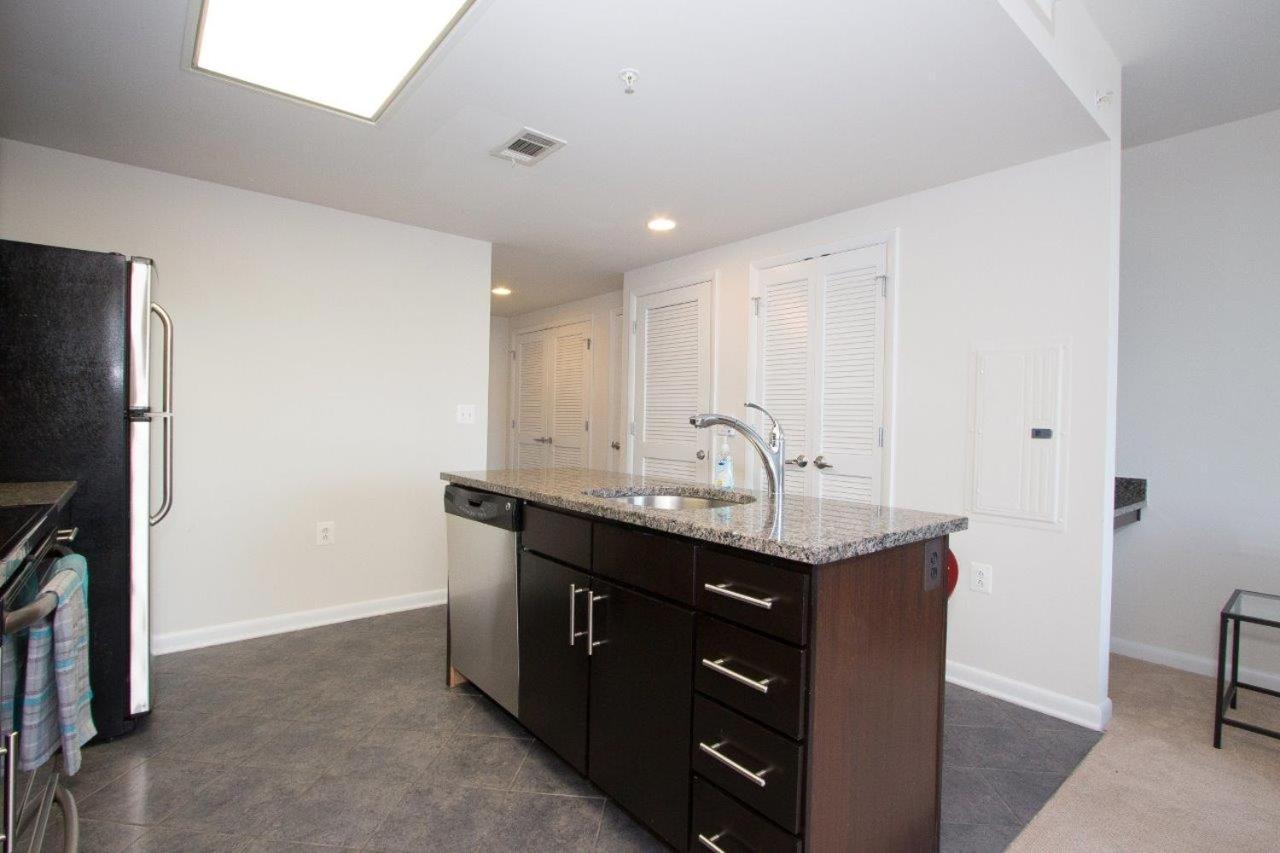 Pentagon Luxe Apartments Arlington Exterior photo